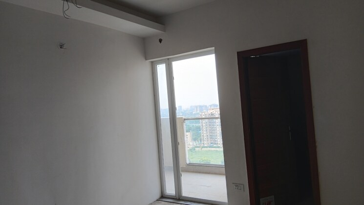 Room, tulip-yellow 3 Bedroom 1704 Sq.Ft. Apartment In Sector 69 Gurgaon 9144340