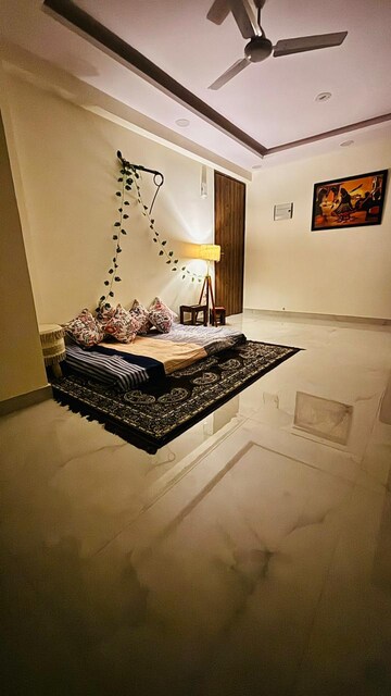 Bedroom in 2 BHK Apartment at Chattarpur – for Rent