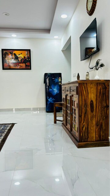 Furnished Amenities in 2 BHK Apartment at Chattarpur – for Rent