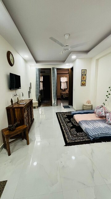 Bedroom in 2 BHK Apartment at Chattarpur – for Rent