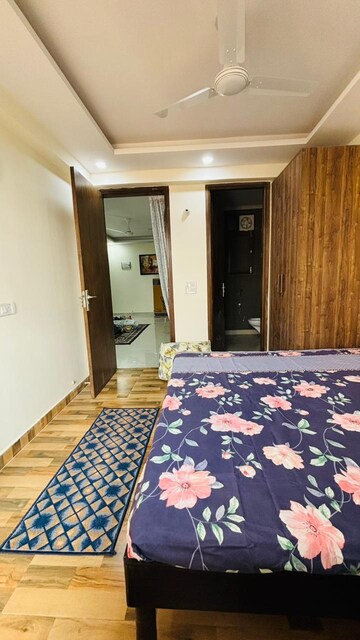 Bedroom in 2 BHK Apartment at Chattarpur – for Rent
