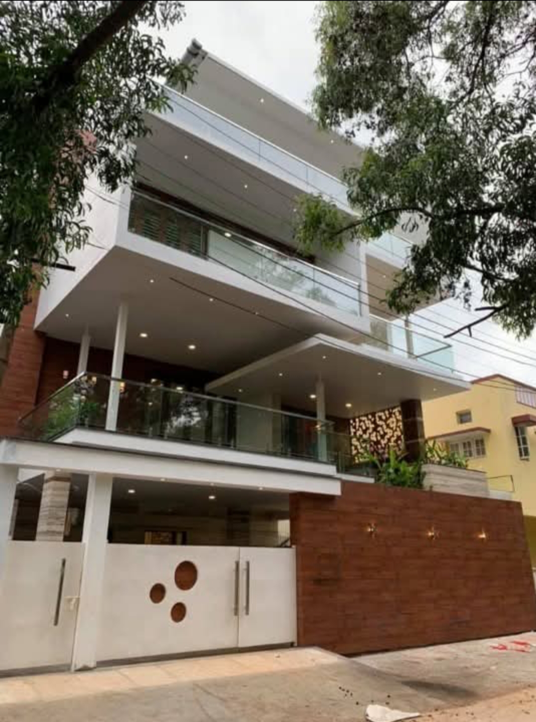 4 BHK + Pooja Room,Study Room Villa For Sale in Legacy Villas 9 