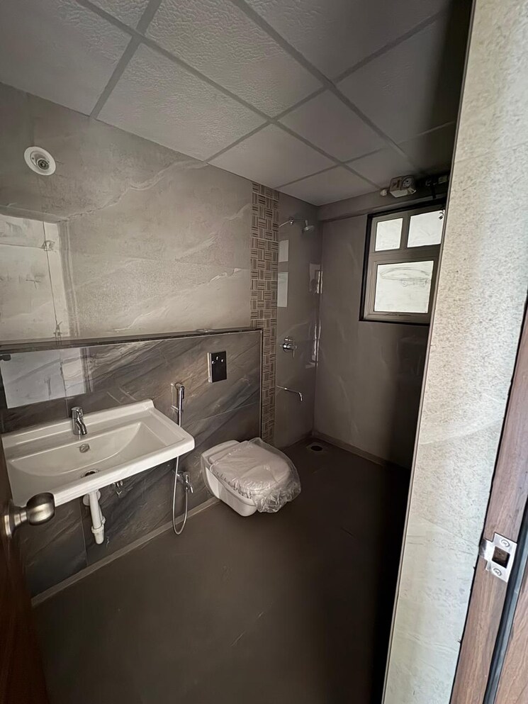 Bathroom, kumar-megapolis-saffron 2 Bedroom 637 Sq.Ft. Apartment In Hinjewadi Pune 9144299