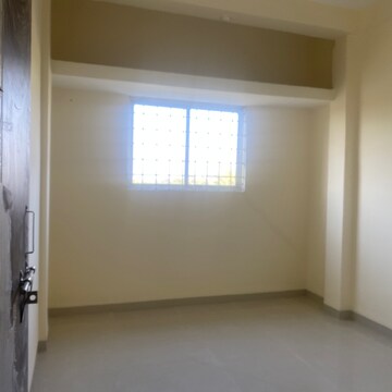 Room in 3 BHK Apartment at Nipania – for Rent