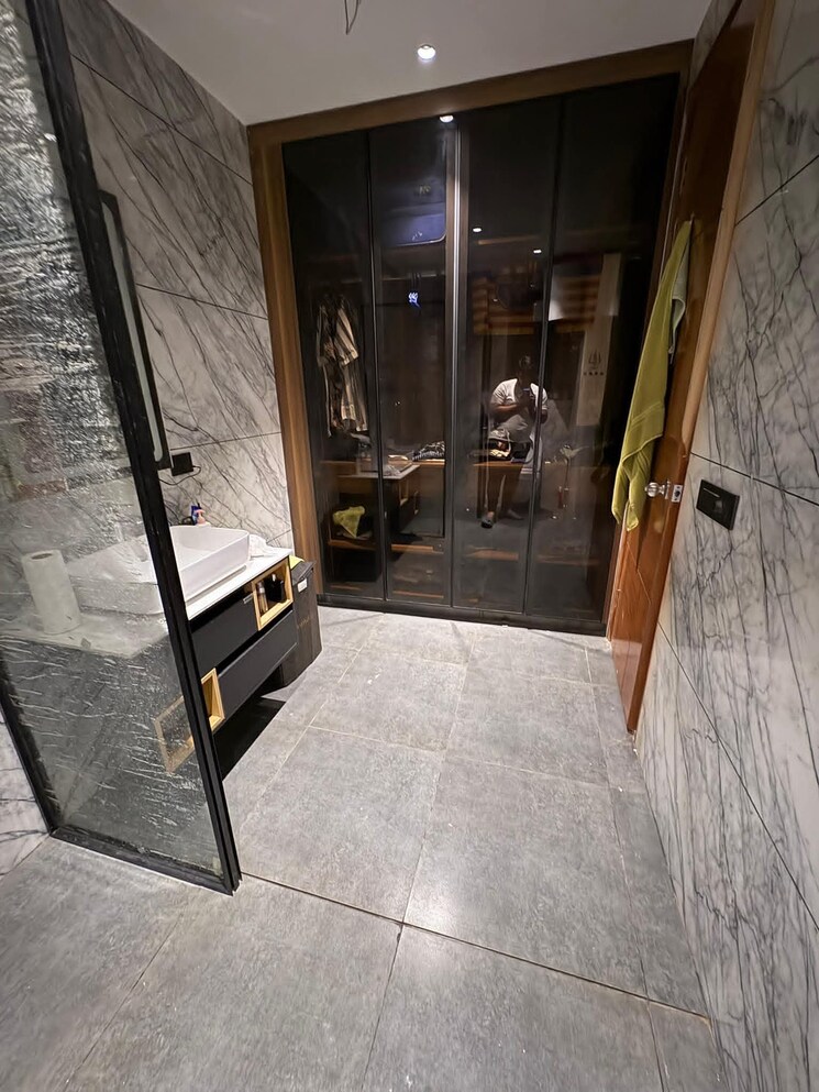 Balcony, emaar-emerald-floors-premier 4 Bedroom 1975 Sq.Ft. Apartment In Sector 65 Gurgaon 9144328