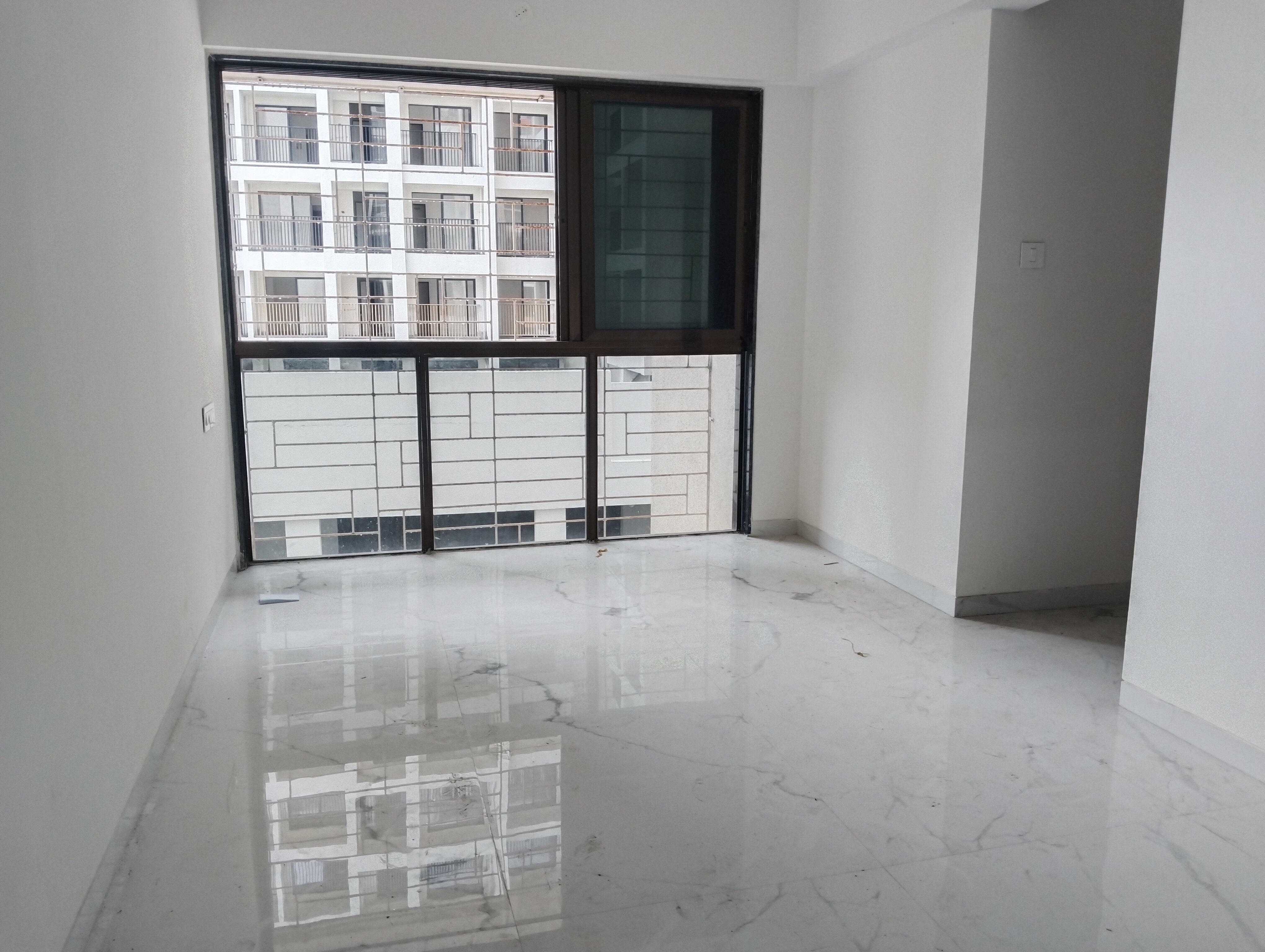 1 BHK + Extra Room 420 Sq.Ft. Apartment in Aura Luxisca