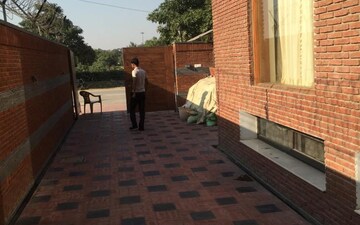 Plot For Sale in Sector 31