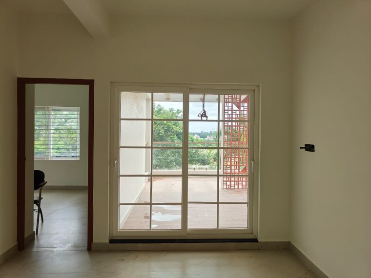 Room, malur hosur road 3 Bedroom 2100 Sq.Ft. Villa In MaluR Hosur Road Bangalore 9142500