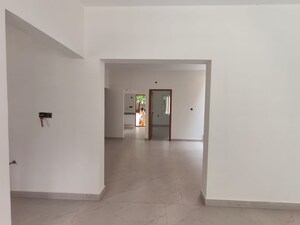 Room in 3 BHK Villa at MaluR-Hosur Road – for Sale