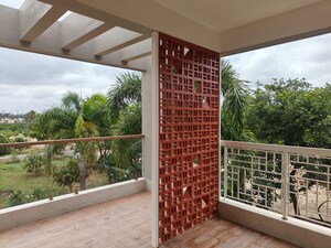 Balcony in 3 BHK Villa at MaluR-Hosur Road – for Sale