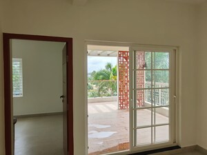 Room in 3 BHK Villa at MaluR-Hosur Road – for Sale