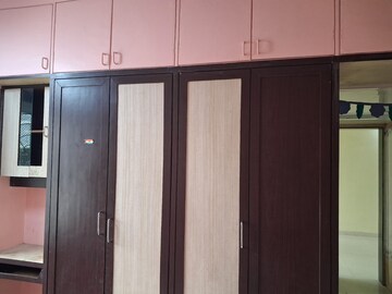 Furnished Amenities in 1 BHK Apartment at Patidar Complex, Vikhroli East – for Rent