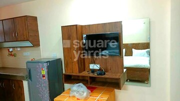 Furnished Amenities in 1 BHK Builder Floor at DLF City Phase III, Sector 24 – for Rent
