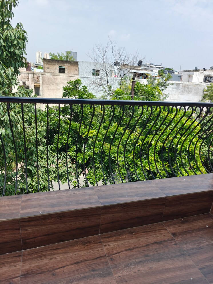 Balcony, rwa-apartments-sector-29 Studio 600 Sq.Ft. Apartment In Sector 29 Noida 9144549