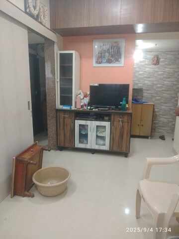 Living Room in 1 RK Apartment at Prabhat Apartment Prabhadevi, Prabhadevi – for Rent