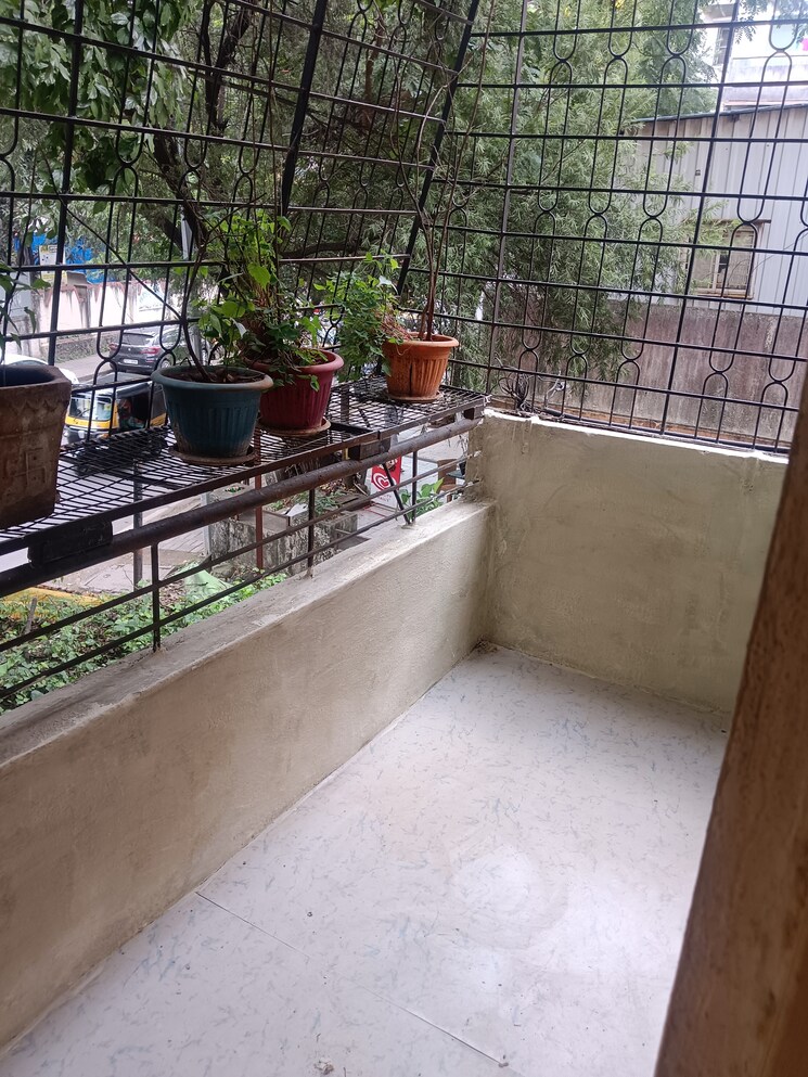 Balcony, erandavane-chs 2 Bedroom 900 Sq.Ft. Apartment In Erandwane Pune 9144597