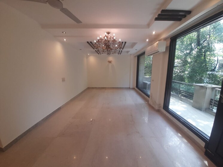 Room, anand niketan 4 Bedroom 400 Sq.Yd. Builder Floor In Anand Niketan Delhi 9144629