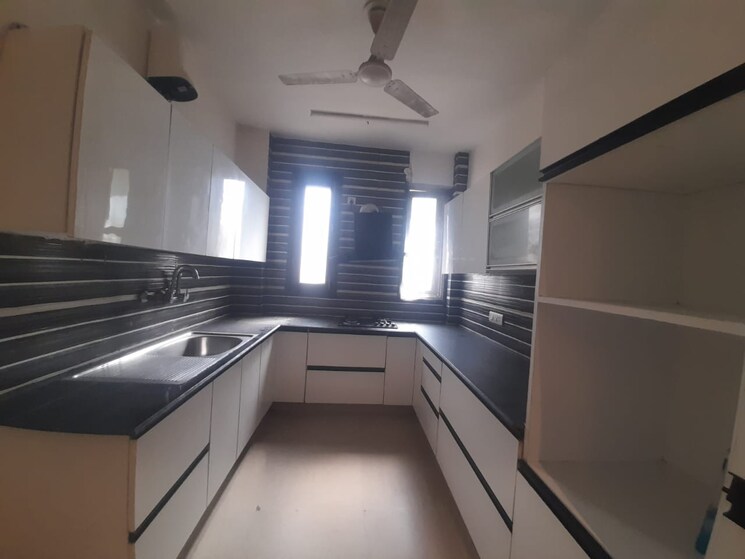 Kitchen, anand niketan 4 Bedroom 400 Sq.Yd. Builder Floor In Anand Niketan Delhi 9144629