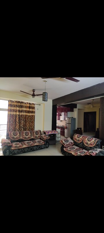 Bedroom in 2 BHK Apartment at Supertech Livingston, Sain Vihar – for Rent