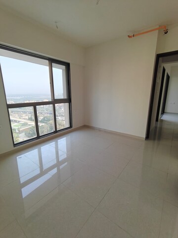 Room in 2 BHK Apartment at Runwal Eirene, Balkum Pada – for Rent