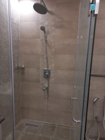 Bathroom in 4 BHK Builder Floor at Eros Rosewood City, Sector 49 – for Rent