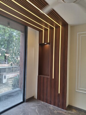 Furnished Amenities in 4 BHK Builder Floor at Suncity – for Sale