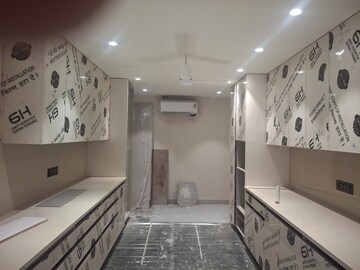 Kitchen in 4 BHK Builder Floor at Suncity – for Sale