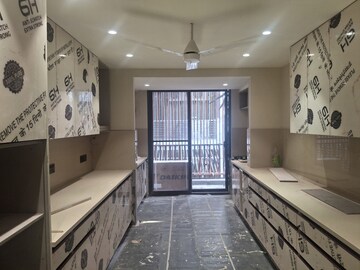 Balcony in 4 BHK Builder Floor at Suncity – for Sale