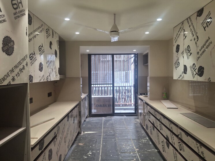 Balcony, suncity 4 Bedroom 2260 Sq.Ft. Builder Floor In Suncity Gurgaon 9144661