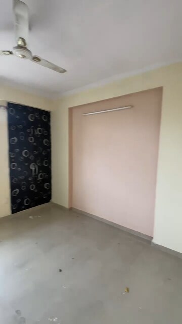 Room in 2 BHK Apartment at KW Srishti, Raj Nagar Extension – for Sale