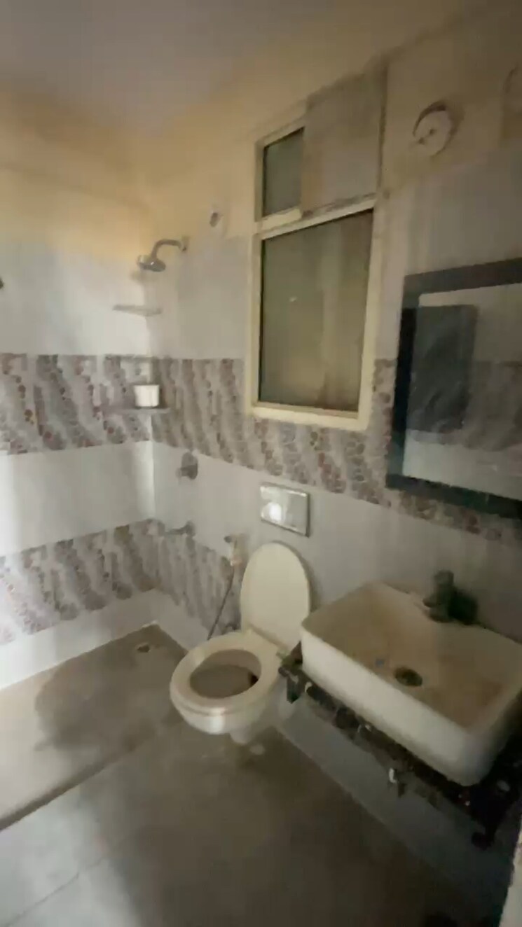 Bathroom, kw-srishti 2 Bedroom 1000 Sq.Ft. Apartment In Raj Nagar Extension Ghaziabad 9144696