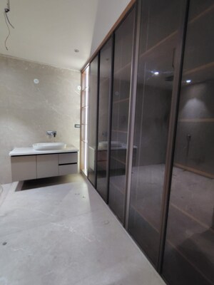 Building Lobby in 4 BHK Builder Floor at BP Homes, Sector 85 – for Sale