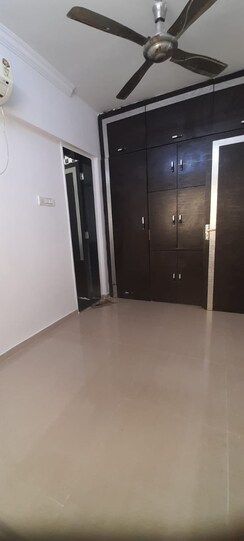 1 BHK Apartment For Sale in Veena Sur Chs Kandivali W
