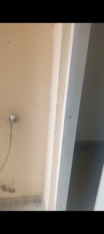Building Lobby in 3.5 BHK Apartment at Gaur City 5th Avenue, Sector 4 Greater Noida – for Rent
