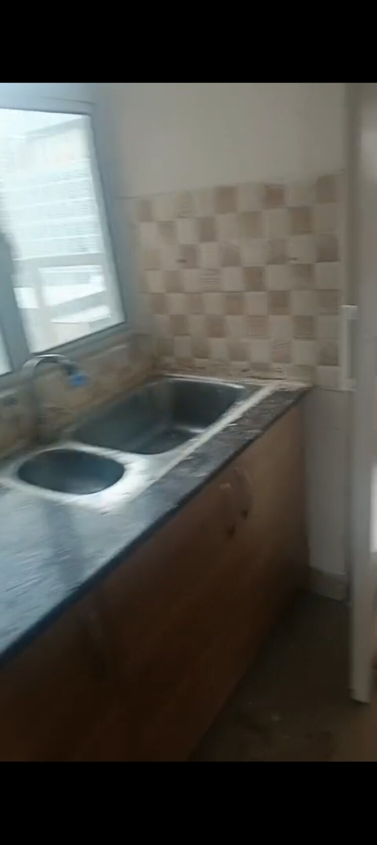 Bathroom, gaur-city-5th-avenue 3.5 Bedroom 1500 Sq.Ft. Apartment In Sector 4 Greater Noida Greater Noida 9144781