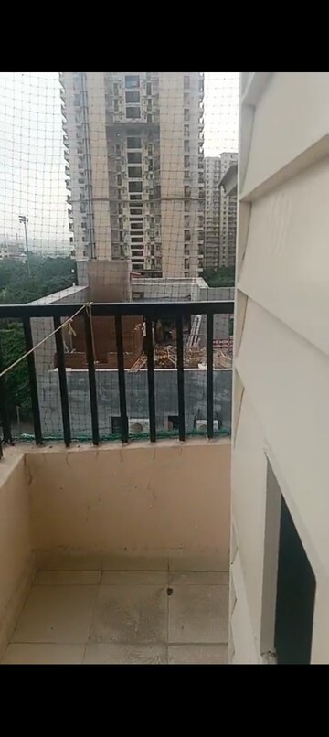 3.5 BHK Apartment – Exterior View View at Gaur City 5th Avenue, Sector 4 Greater Noida - for Rent