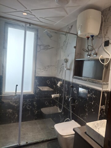 Kitchen in 4 BHK Builder Floor at Suncity – for Sale