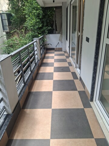 Balcony in 4 BHK Builder Floor at Suncity – for Sale