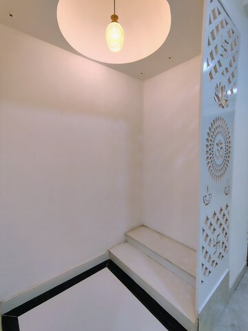 Furnished Amenities in 3 BHK Builder Floor at BP Homes, Sector 85 – for Sale