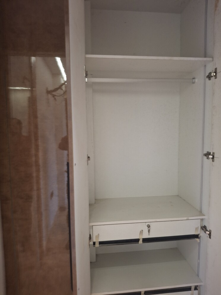 Bathroom, suncity 4 Bedroom 2260 Sq.Ft. Builder Floor In Suncity Gurgaon 9144792