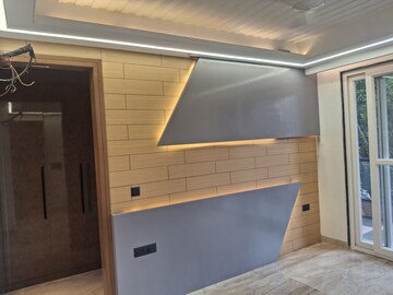 Kitchen in 4 BHK Builder Floor at Suncity – for Sale