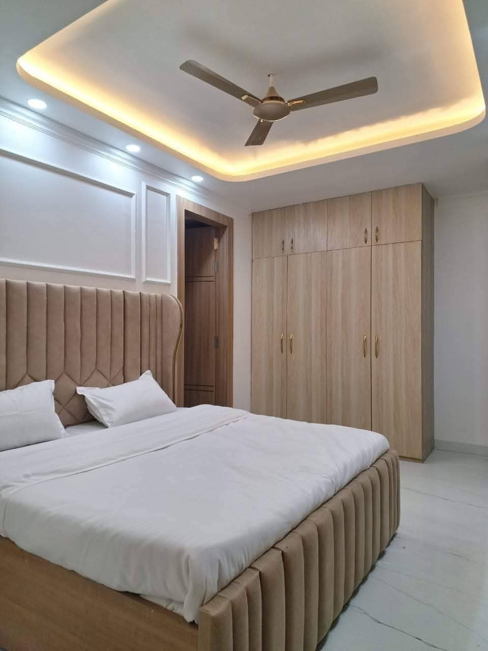 4 BHK + Servant Room Apartment For Rent in Bestech Park View Spa Next