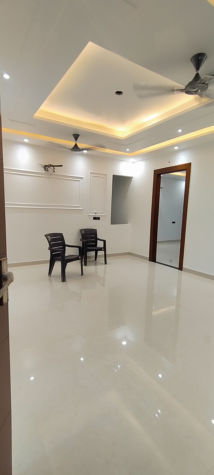 Room, fidato-honour-homes 3 Bedroom 135 Sq.Yd. Builder Floor In Sector 89 Faridabad 9144833