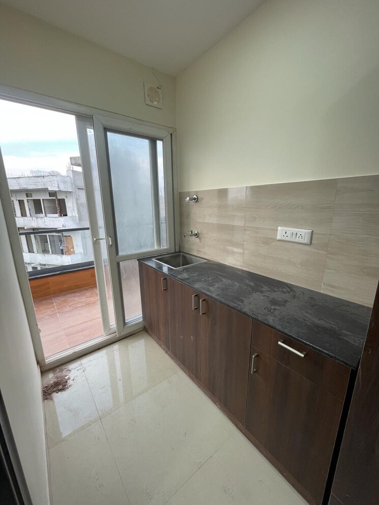 Kitchen, sector 45 Studio 667 Sq.Ft. Builder Floor In Sector 45 Gurgaon 9144838