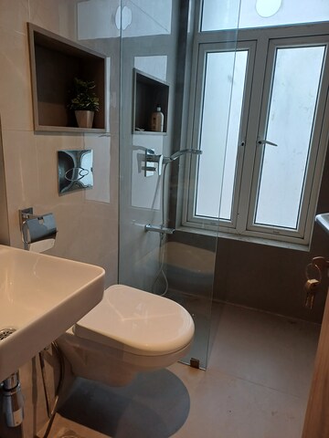 Furnished Amenities in 3 BHK Apartment at Lands End, Malabar Hill – for Rent