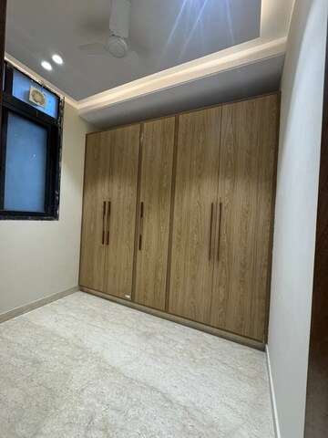 Room in 2 BHK Apartment at Ireo The Corridors, Sector 67a – for Rent