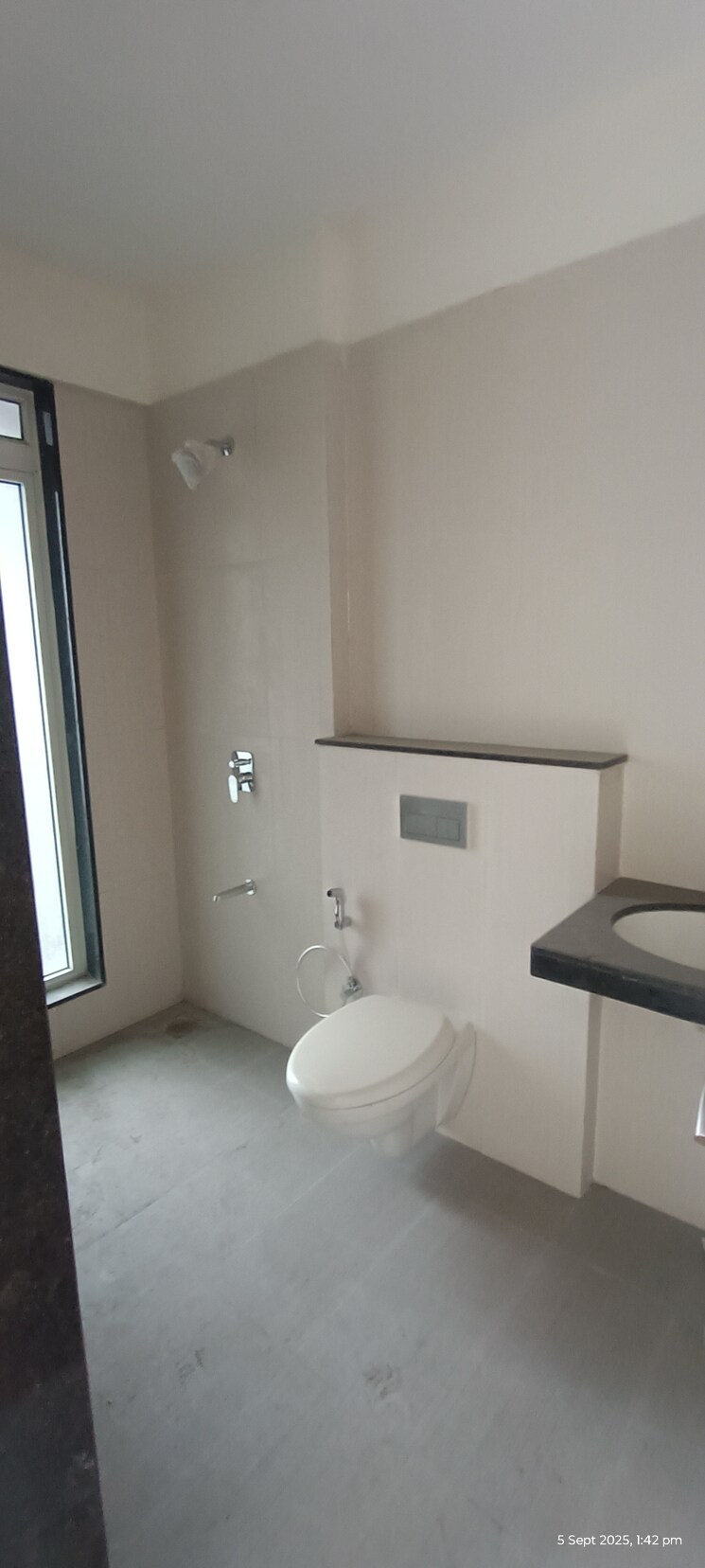 Attached Bathroom, sheth-vasant-lawns 3 Bedroom 1050 Sq.Ft. Apartment In Laxmi Nagar Thane 9144901