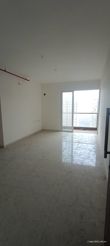 3 BHK Apartment For Sale in Sheth Vasant Lawns, Laxmi Nagar