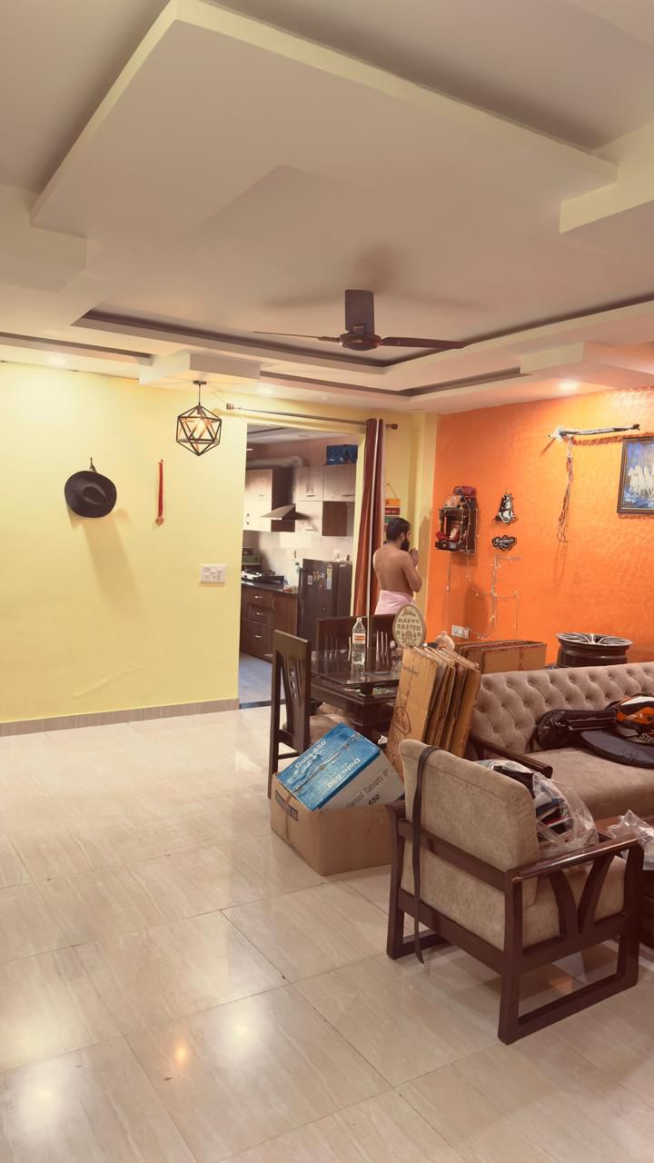 2 BHK Builder Floor For Rent in H Block 