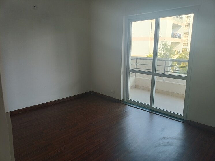 Room, bptp-park-81 3.5 Bedroom 1550 Sq.Ft. Builder Floor In Sector 81 Faridabad 9144949